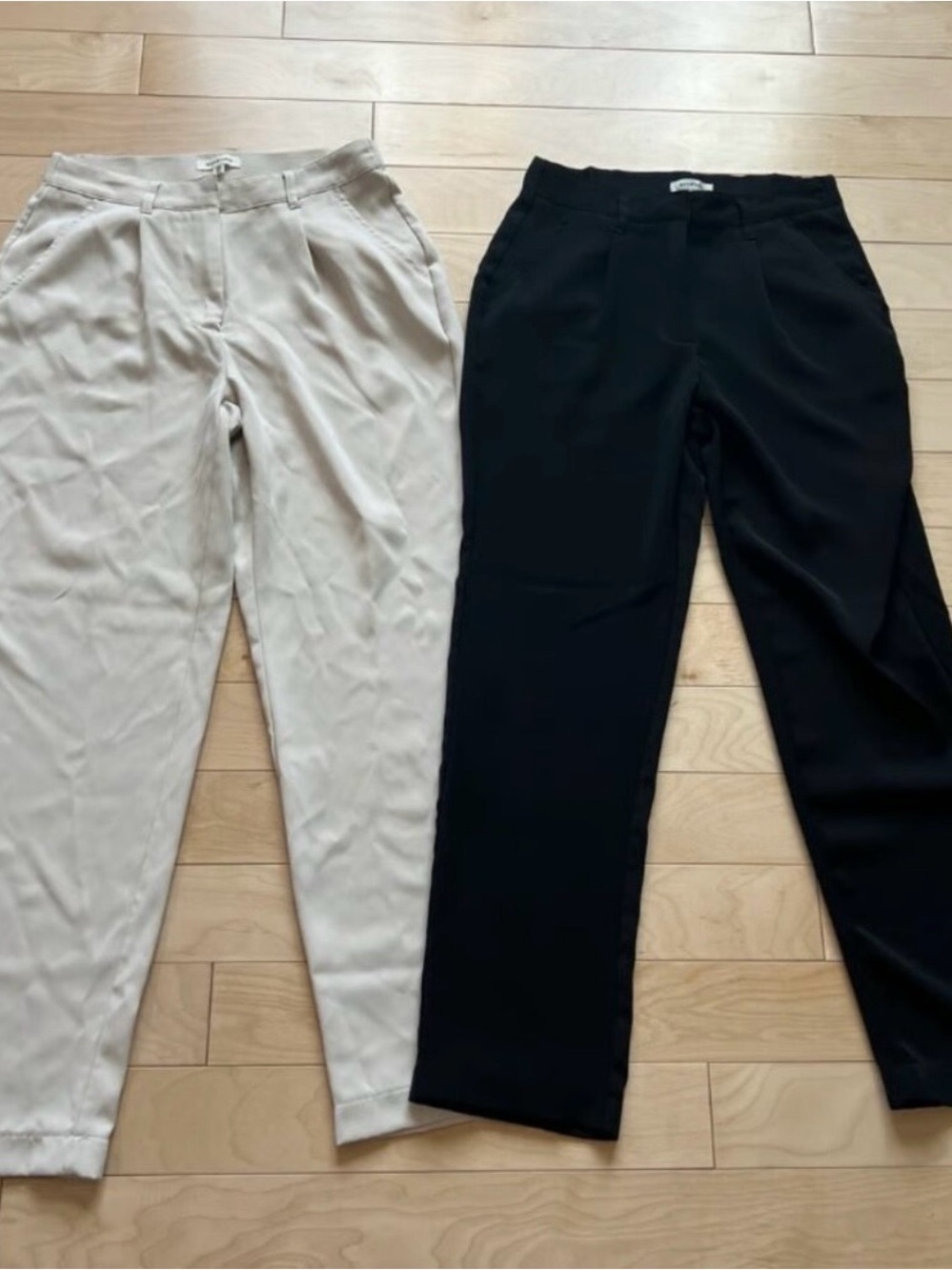 Max Studio Women's Black and Cream Trousers - Pair